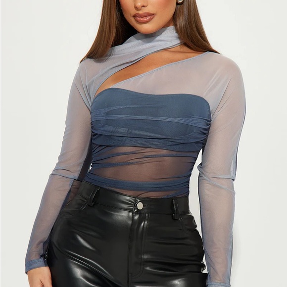 Gorgeous Top - Picture 3 of 4